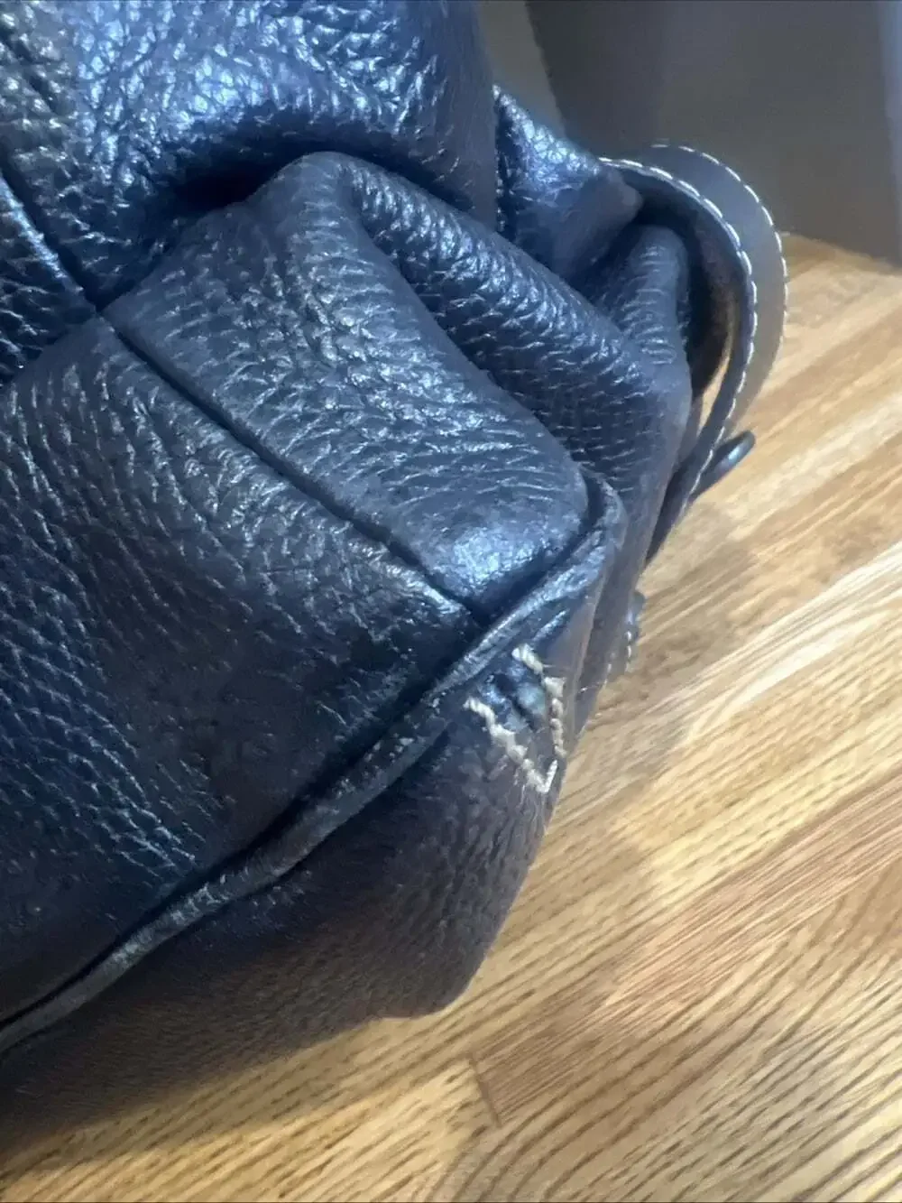 Michael Kors Black Pebbled Leather Shoulder Bag Brass Hardware Y2K Satchel